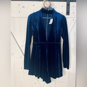 New Deep blue Romper 💙